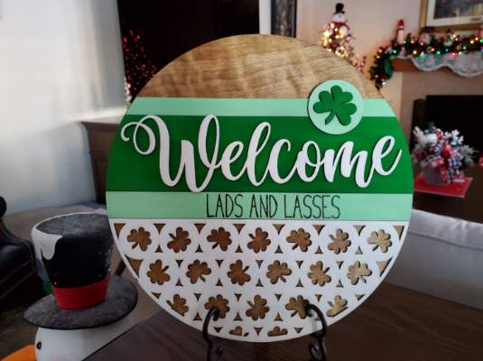 Welcome Lads And Lasses DIY 14" Sign